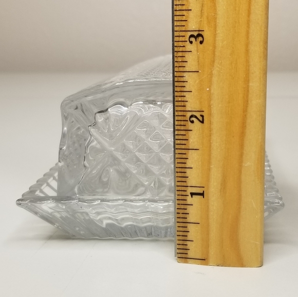 Embossed Diamond Pattern Design Covered Butter Dish Glass 1/4lb Butter Keeper - Picture 11 of 12